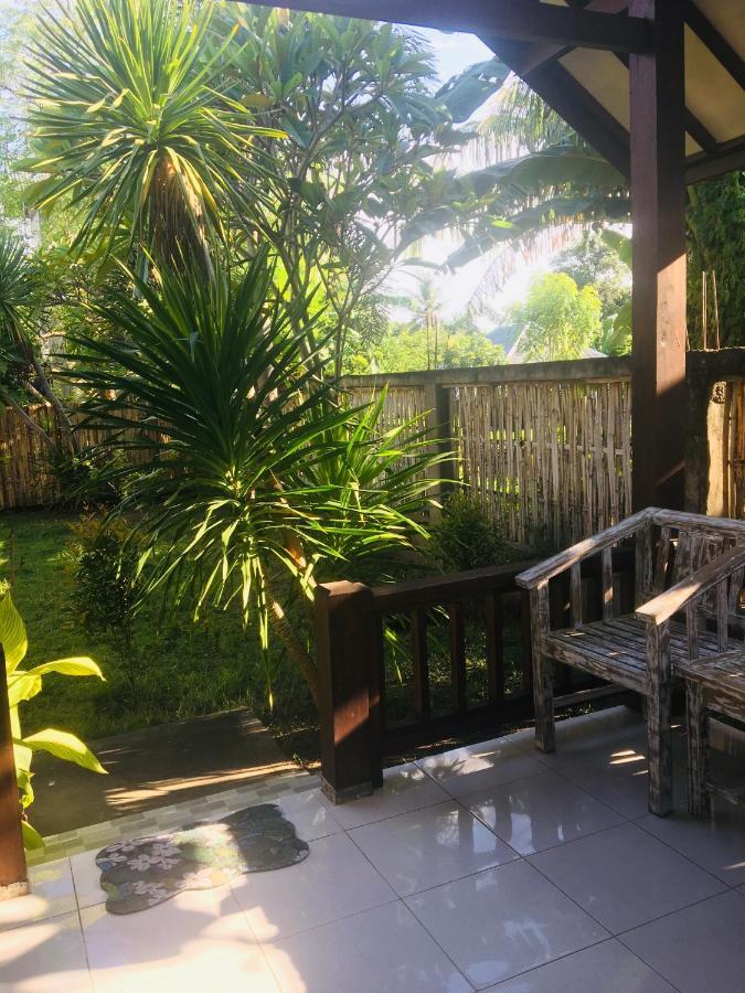 Puring Bungalows กิลิไอร์ ภายนอก รูปภาพ