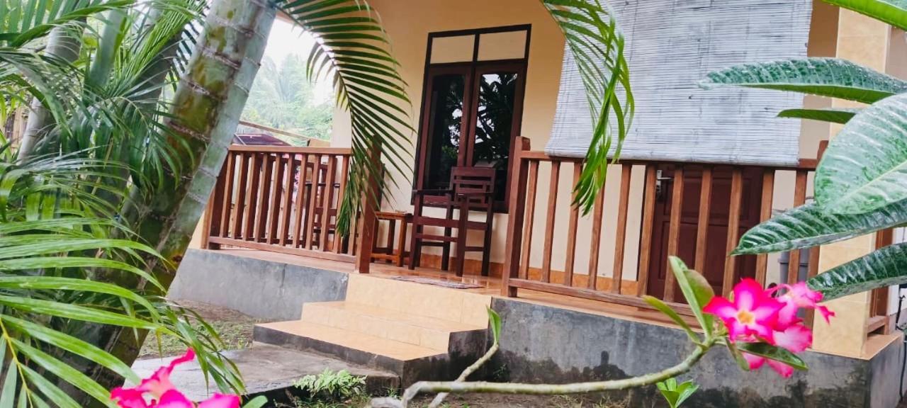 Puring Bungalows กิลิไอร์ ภายนอก รูปภาพ