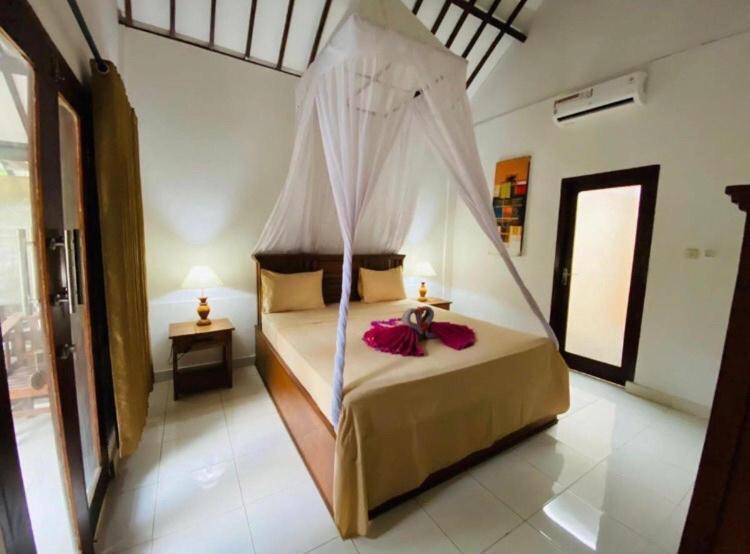 Puring Bungalows กิลิไอร์ ภายนอก รูปภาพ